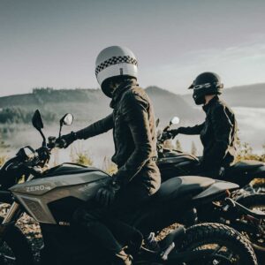 7 تفاوت جالب بین موتورسیکلت‌های شهری و مسابقه‌ای